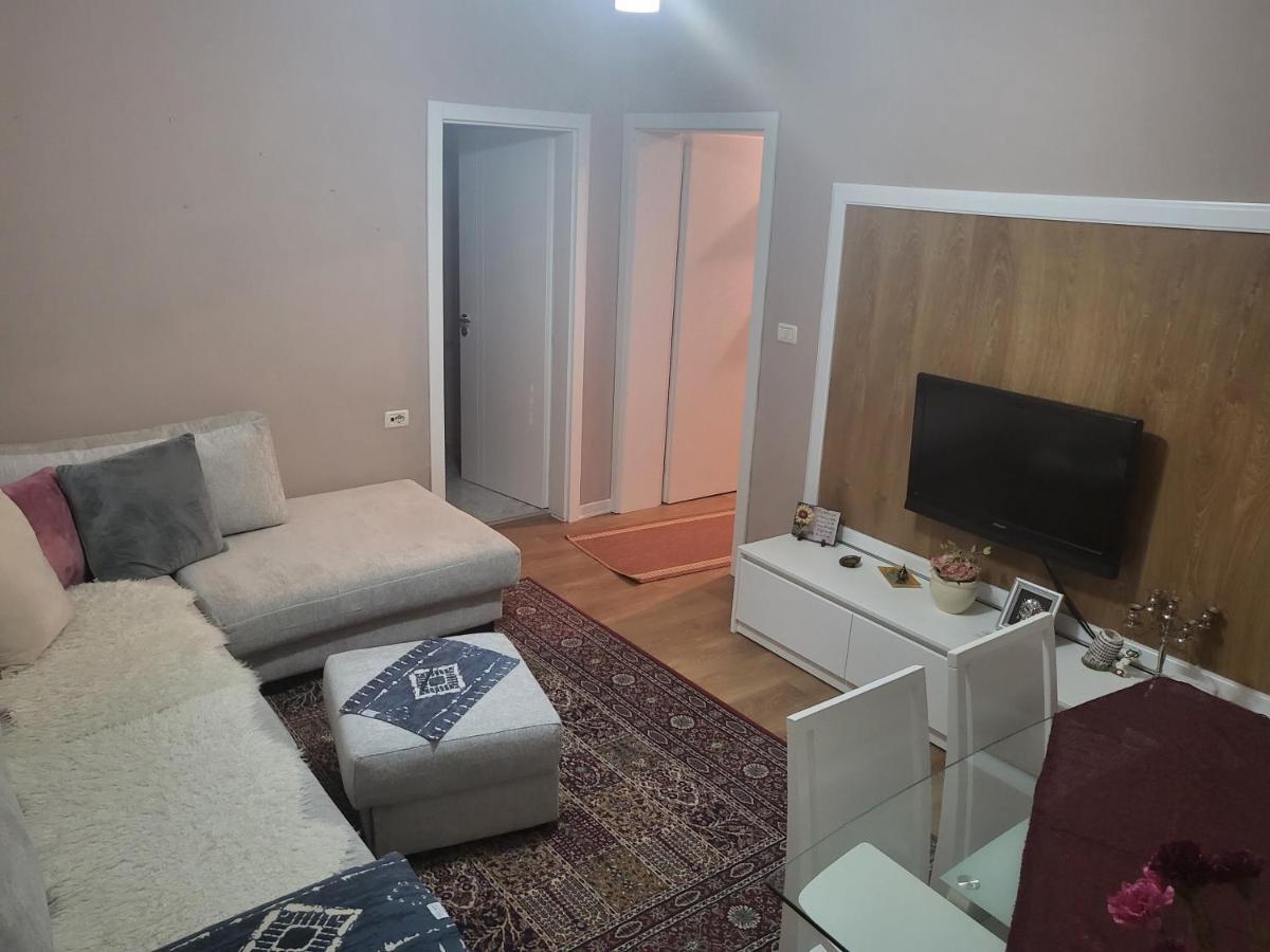 Blloku Tirana Appartamento Esterno foto